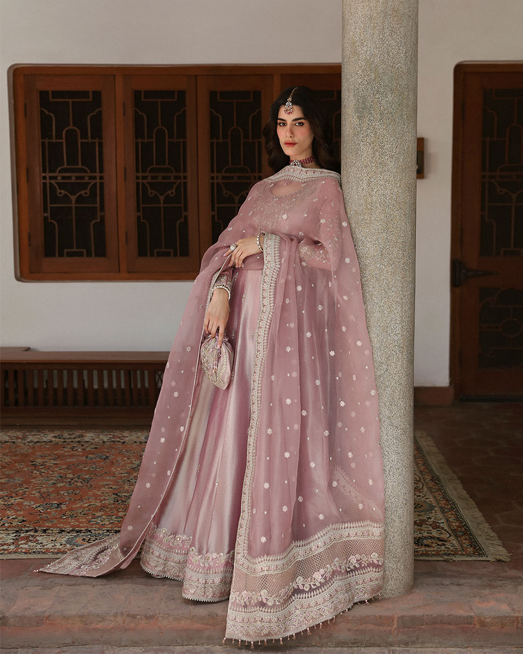 Faiza saqlain pink wedding edition