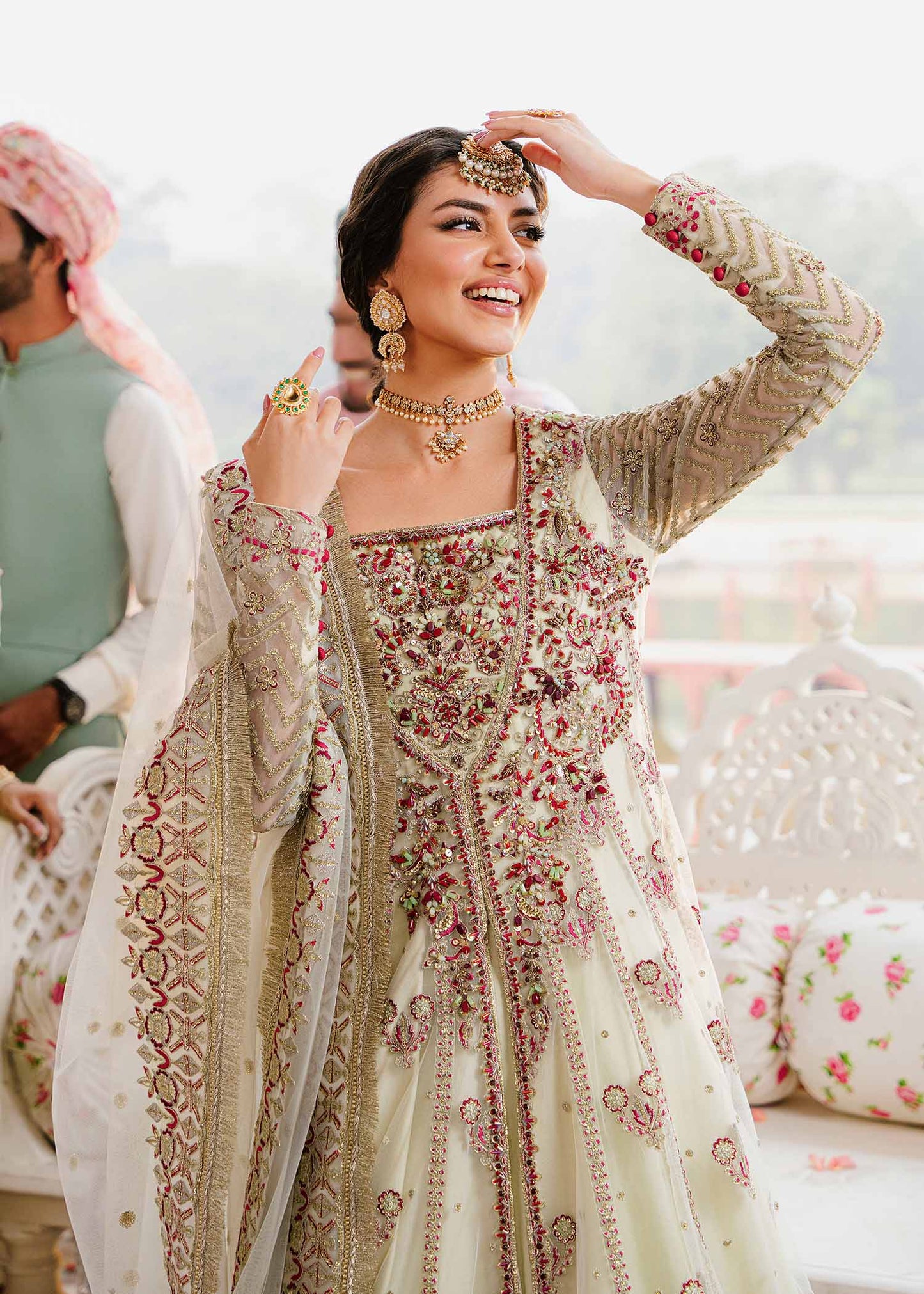 #usaindians #ukindians #ukindianfashion #ukpakistanifaishon #ukpakistaniclothes #ukpakistani #canadafashion #australiaindians #australianpak #newarrivals #pakistanisuits #indianwedding #sareefashion #pakistaniwedding #womensfashion #weddingsarees #maxidress #weddingseason #lehengacholi #shalwarkameez #shalwarkameezsuit #lehengacollection Elegant Pakistani Embroidered Bridal Wedding Stitched Dresses Collection