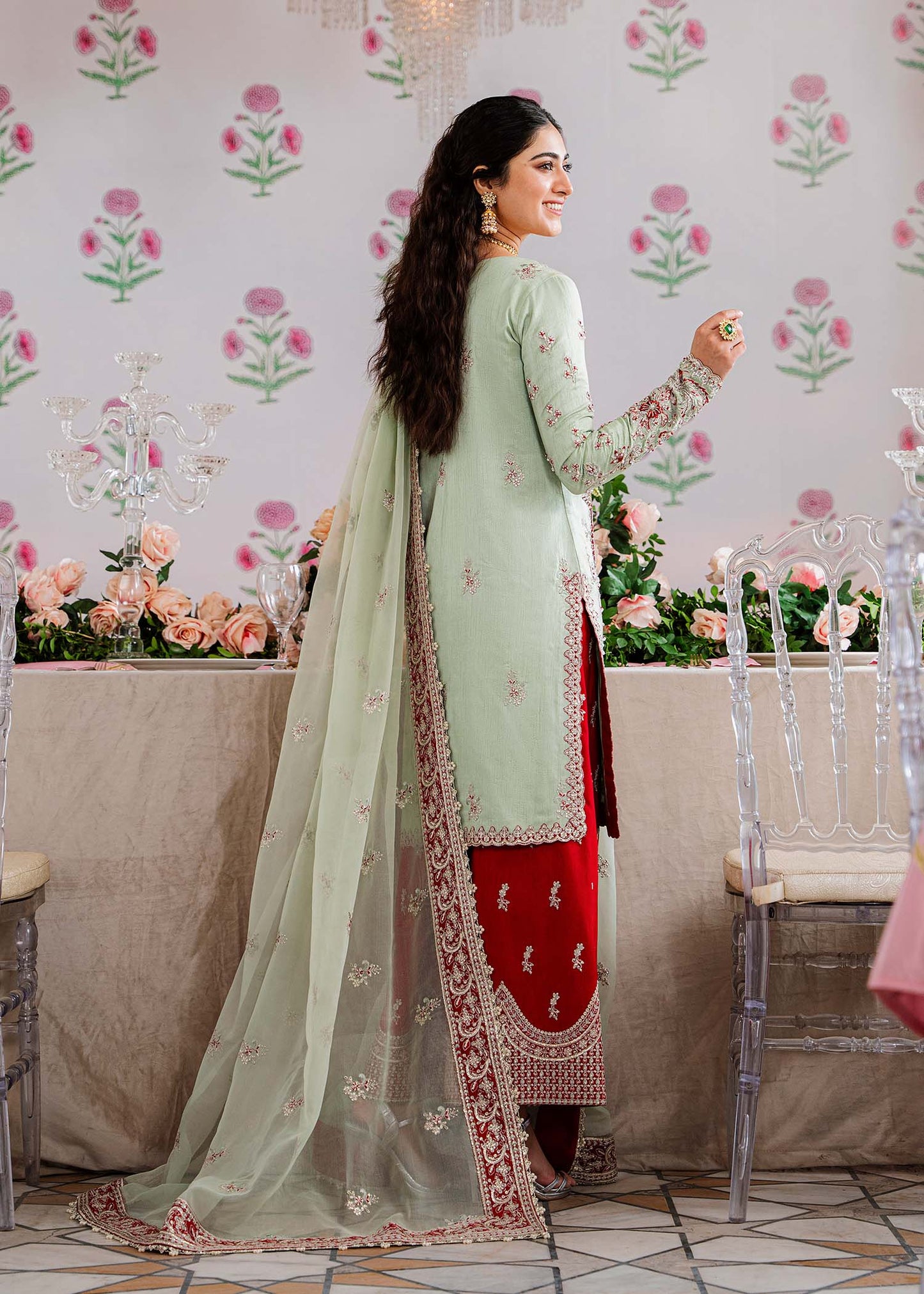 #usaindians #ukindians #ukindianfashion #ukpakistanifaishon #ukpakistaniclothes #ukpakistani #canadafashion #australiaindians #australianpak #newarrivals #pakistanisuits #indianwedding #sareefashion #pakistaniwedding #womensfashion #weddingsarees #maxidress #weddingseason #lehengacholi #shalwarkameez #shalwarkameezsuit #lehengacollection Elegant Pakistani Embroidered Bridal Wedding Stitched Dresses Collection