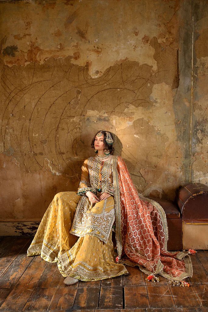 #usaindians #ukindians #ukindianfashion #ukpakistanifaishon #ukpakistaniclothes #ukpakistani #canadafashion #australiaindians #australianpak #newarrivals #pakistanisuits #indianwedding #sareefashion #pakistaniwedding #womensfashion #weddingsarees #maxidress #weddingseason #lehengacholi #shalwarkameez #shalwarkameezsuit #lehengacollection Elegant Pakistani Embroidered Bridal Wedding Stitched Dresses Collection