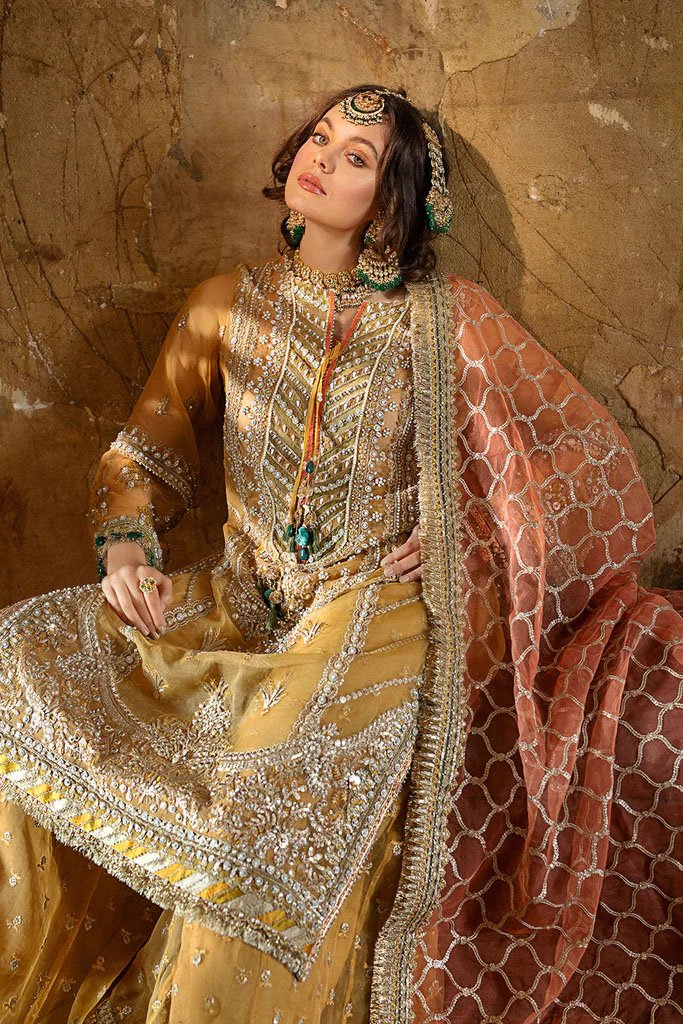 #usaindians #ukindians #ukindianfashion #ukpakistanifaishon #ukpakistaniclothes #ukpakistani #canadafashion #australiaindians #australianpak #newarrivals #pakistanisuits #indianwedding #sareefashion #pakistaniwedding #womensfashion #weddingsarees #maxidress #weddingseason #lehengacholi #shalwarkameez #shalwarkameezsuit #lehengacollection Elegant Pakistani Embroidered Bridal Wedding Stitched Dresses Collection