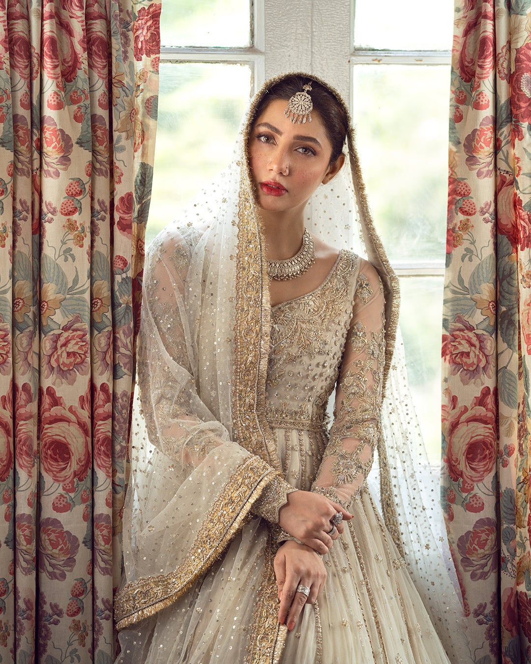 #usaindians #ukindians #ukindianfashion #ukpakistanifaishon #ukpakistaniclothes #ukpakistani #canadafashion #australiaindians #australianpak #newarrivals #pakistanisuits #indianwedding #sareefashion #pakistaniwedding #womensfashion #weddingsarees #maxidress #weddingseason #lehengacholi #shalwarkameez #shalwarkameezsuit #lehengacollection Elegant Pakistani Embroidered Bridal Wedding Stitched Dresses Collection