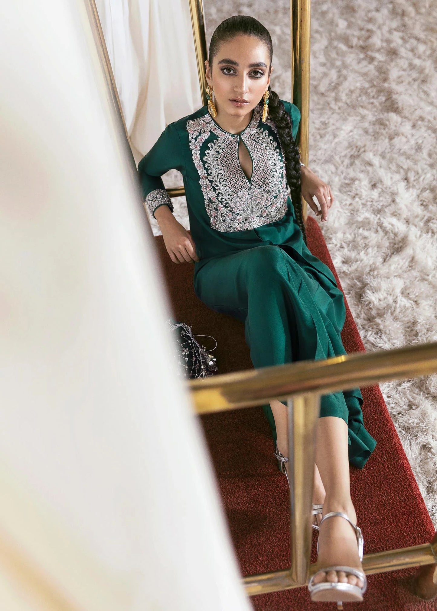 #usaindians #ukindians #ukindianfashion #ukpakistanifaishon #ukpakistaniclothes #ukpakistani #canadafashion #australiaindians #australianpak #newarrivals #pakistanisuits #indianwedding #sareefashion #pakistaniwedding #womensfashion #weddingsarees #maxidress #weddingseason #lehengacholi #shalwarkameez #shalwarkameezsuit #lehengacollection