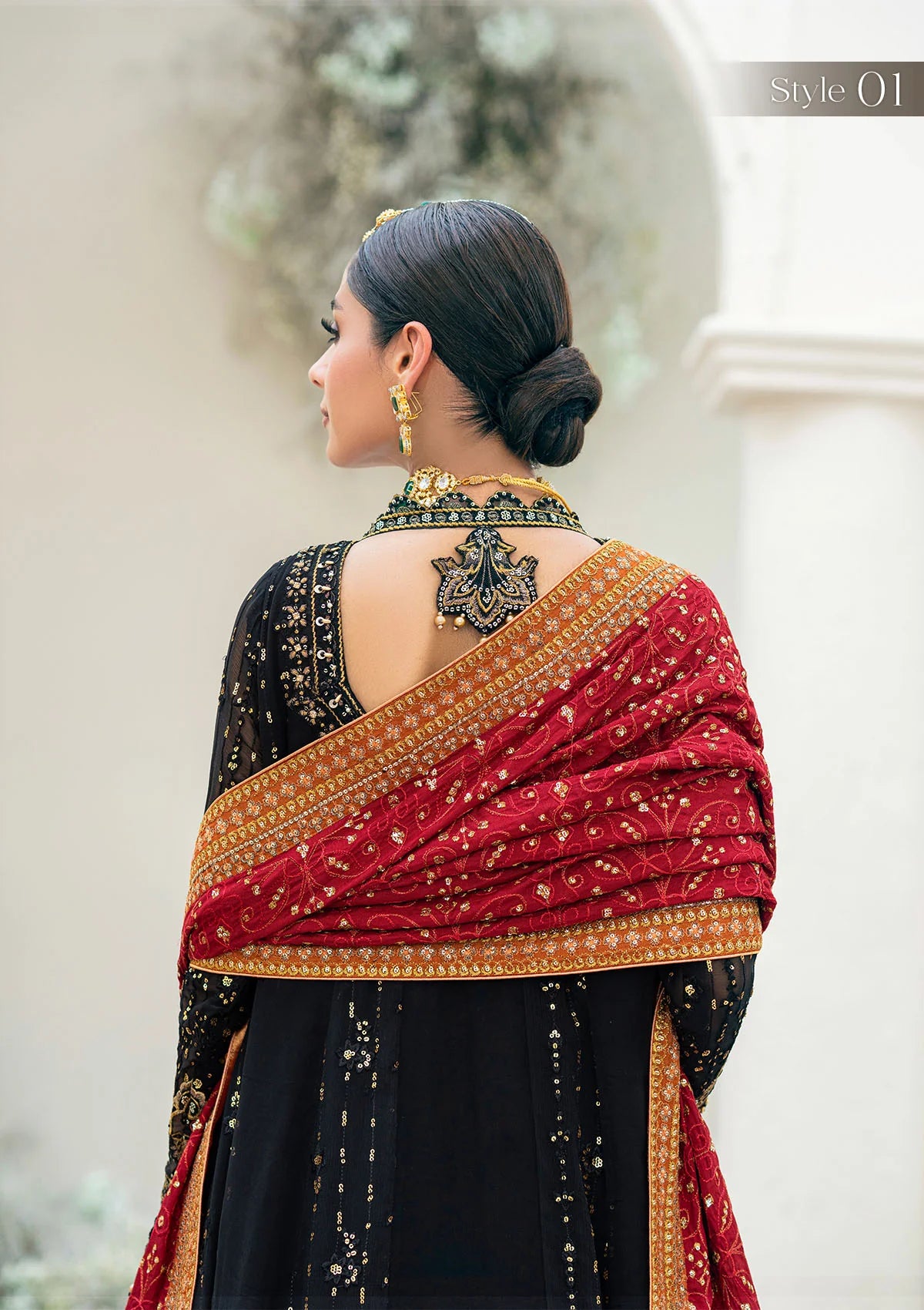 #usaindians #ukindians #ukindianfashion #ukpakistanifaishon #ukpakistaniclothes #ukpakistani #canadafashion #australiaindians #australianpak #newarrivals #pakistanisuits #indianwedding #sareefashion #pakistaniwedding #womensfashion #weddingsarees #maxidress #weddingseason #lehengacholi #shalwarkameez #shalwarkameezsuit #lehengacollection Elegant Pakistani Embroidered Bridal Wedding Stitched Dresses Collection