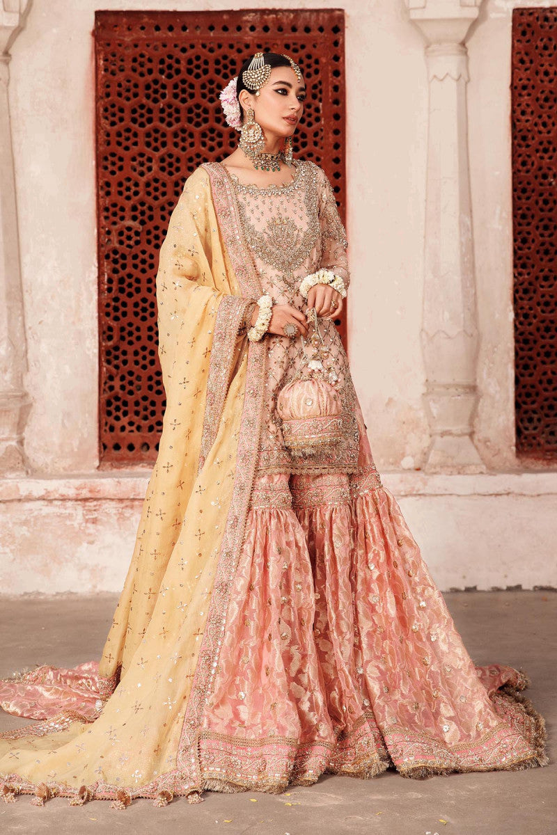 #newarrivals #pakistanisuits #indianwedding #sareefashion #pakistaniwedding #womensfashion #weddingsarees #maxidress #weddingseason #weddingdress #lehenga #lehengacholi #shalwarkameez #shalwarkameezuk #shalwarkameezsuit #shalwarkameezsuit #lehangacholidesigns #lehengacollection #lehengagoals #maxidressseasoninfulleffect Elegant Pakistani Embroidered Wedding Stitched Dresses Collection