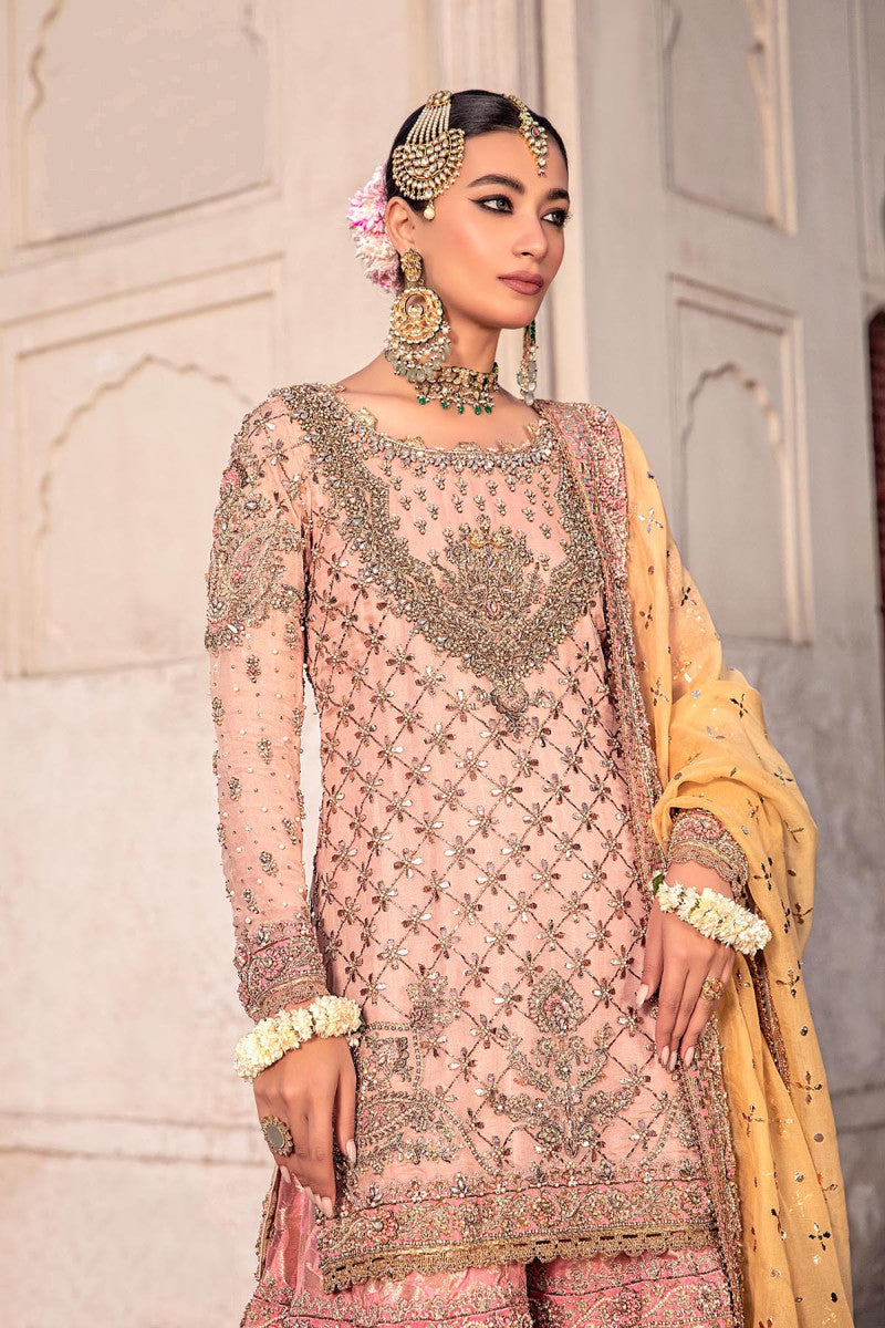 #newarrivals #pakistanisuits #indianwedding #sareefashion #pakistaniwedding #womensfashion #weddingsarees #maxidress #weddingseason #weddingdress #lehenga #lehengacholi #shalwarkameez #shalwarkameezuk #shalwarkameezsuit #shalwarkameezsuit #lehangacholidesigns #lehengacollection #lehengagoals #maxidressseasoninfulleffect Elegant Pakistani Embroidered Wedding Stitched Dresses Collection