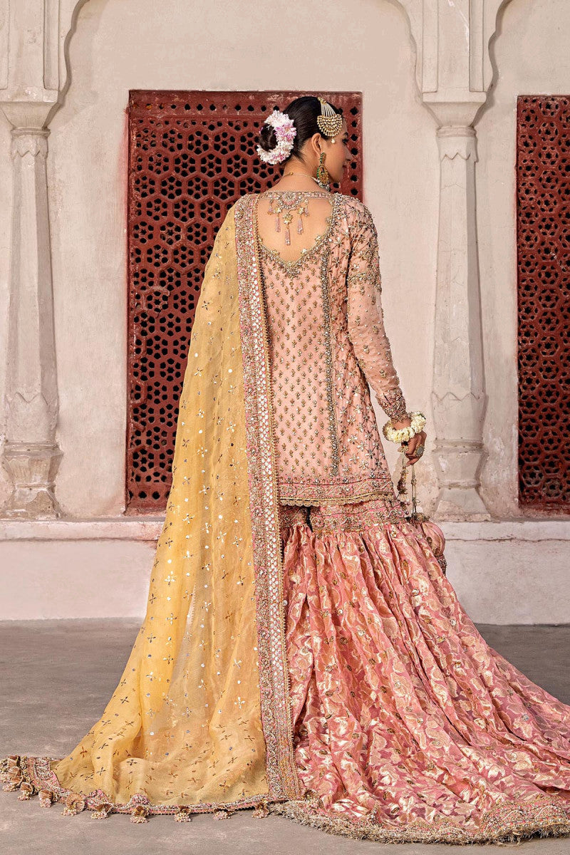 #newarrivals #pakistanisuits #indianwedding #sareefashion #pakistaniwedding #womensfashion #weddingsarees #maxidress #weddingseason #weddingdress #lehenga #lehengacholi #shalwarkameez #shalwarkameezuk #shalwarkameezsuit #shalwarkameezsuit #lehangacholidesigns #lehengacollection #lehengagoals #maxidressseasoninfulleffect Elegant Pakistani Embroidered Wedding Stitched Dresses Collection