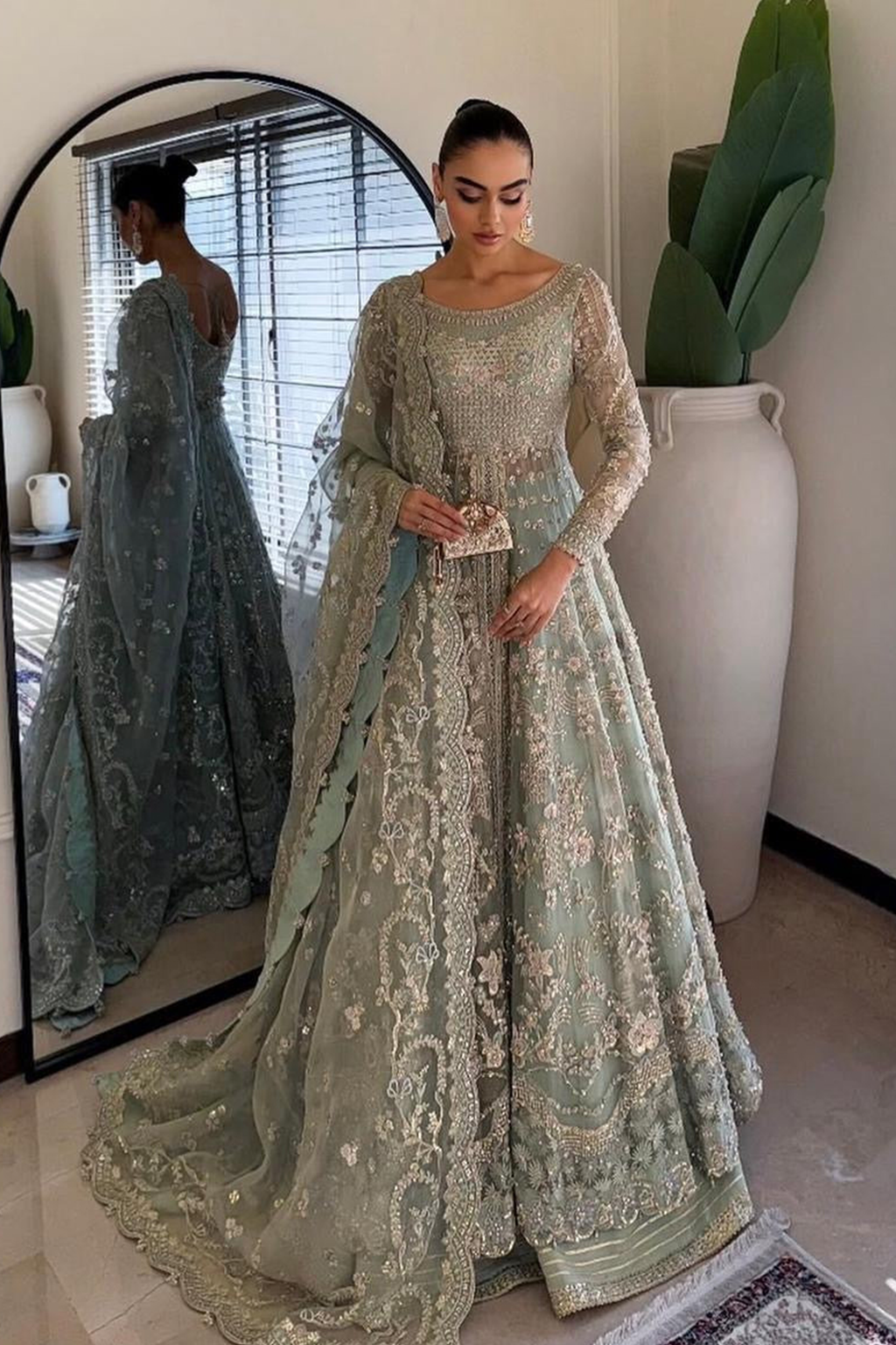 Mint wedding edition