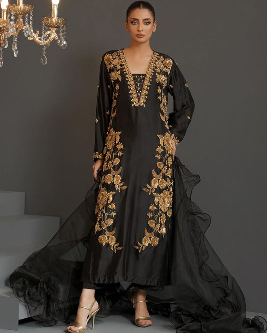 Sehrish Nadeem black golden wedding edition