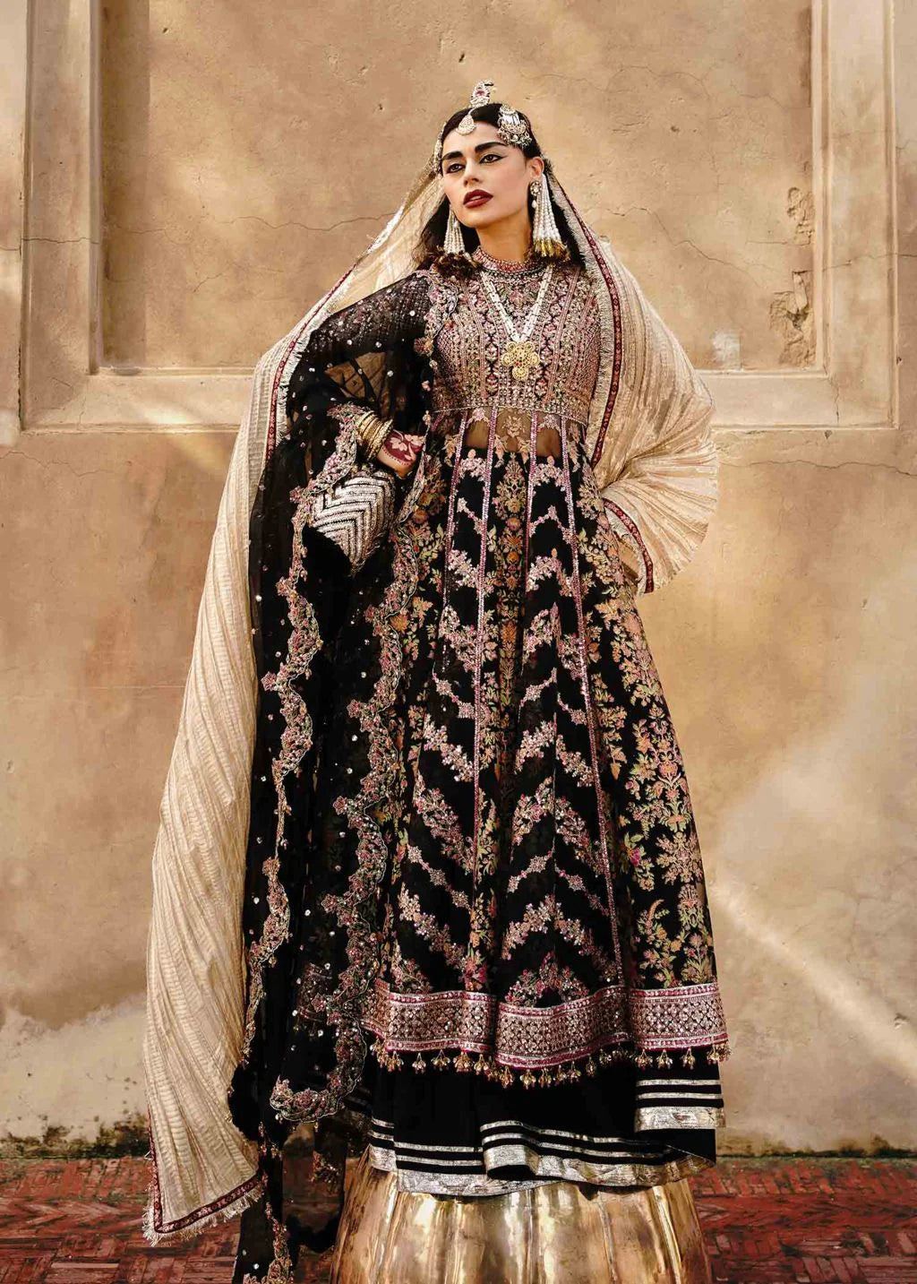 #usaindians #ukindians #ukindianfashion #ukpakistanifaishon #ukpakistaniclothes #ukpakistani #canadafashion #australiaindians #australianpak #newarrivals #pakistanisuits #indianwedding #sareefashion #pakistaniwedding #womensfashion #weddingsarees #maxidress #weddingseason #lehengacholi #shalwarkameez #shalwarkameezsuit #lehengacollection  Elegant Pakistani Embroidered Bridal Wedding Stitched Dresses Collection 