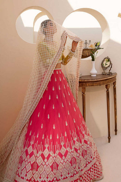 #weddingdress #wedding #bride #weddingphotography #weddingday #weddinginspiration #love #bridetobe #bridal #photography #fashion #weddingphotographer #weddings #weddingplanner #groom #makeup #weddingideas #weddinggown #dress #bridesmaids #prewedding #indianwedding #instawedding #weddinginspo #destinationwedding #photooftheday #weddingdecor #makeupartist #weddingmakeup #engagement