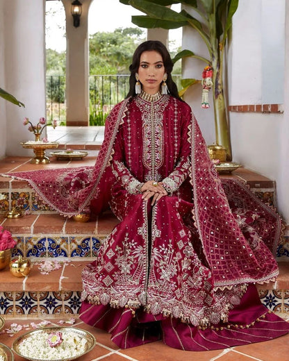 #usaindians #ukindians #ukindianfashion #ukpakistanifaishon #ukpakistaniclothes #ukpakistani #canadafashion #australiaindians #australianpak #newarrivals #pakistanisuits #indianwedding #sareefashion #pakistaniwedding #womensfashion #weddingsarees #maxidress #weddingseason #lehengacholi #shalwarkameez #shalwarkameezsuit #lehengacollection 