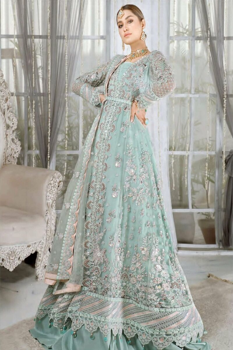 #usaindians #ukindians #ukindianfashion #ukpakistanifaishon #ukpakistaniclothes #ukpakistani #canadafashion #australiaindians #australianpak #newarrivals #pakistanisuits #indianwedding #sareefashion #pakistaniwedding #womensfashion #weddingsarees #maxidress #weddingseason #lehengacholi #shalwarkameez #shalwarkameezsuit #lehengacollection  Elegant Pakistani Embroidered Bridal Wedding Stitched Dresses Collection 