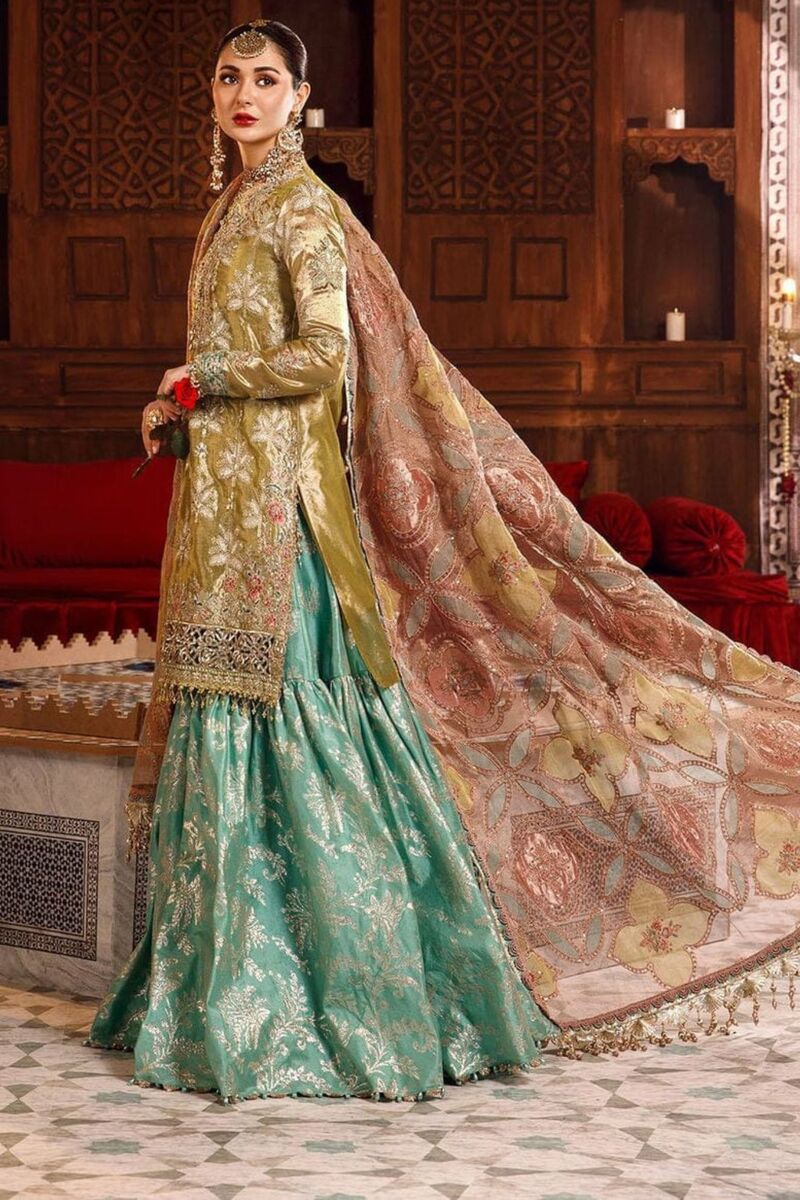 #usaindians #ukindians #ukindianfashion #ukpakistanifaishon #ukpakistaniclothes #ukpakistani #canadafashion #australiaindians #australianpak #newarrivals #pakistanisuits #indianwedding #sareefashion #pakistaniwedding #womensfashion #weddingsarees #maxidress #weddingseason #lehengacholi #shalwarkameez #shalwarkameezsuit #lehengacollection  Elegant Pakistani Embroidered Bridal Wedding Stitched Dresses Collection 